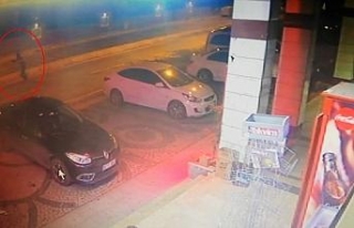 Çalmak istedikleri motosikletin sahibine ateş edip...