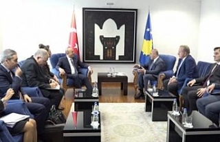 Çavuşoğlu, Kosova Başbakanı Haradinaj ile görüştü