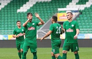 Çaykur Rizespor 3 golle kazandı