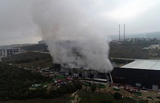 Fabrikadaki yangının boyutu gün ağırınca ortaya...