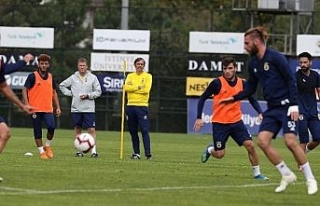 Fenerbahçe’de Sivasspor maçı hazırlıkları...