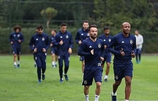 Fenerbahçe’de Sivasspor maçı hazırlıkları...