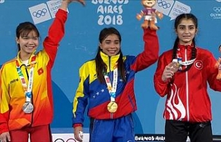 Gençlik Olimpiyatları’nda ilk madalya geldi