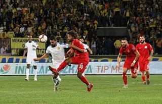 İlk yarıda tek gol var