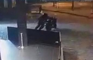 İstanbul’un göbeğinde motosiklet hırsızlığı...