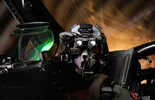 İşte jet pilotunun görev öncesi kontrolleri