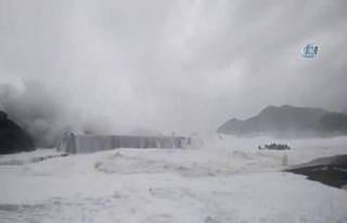 Japonya’yı tayfun vurdu