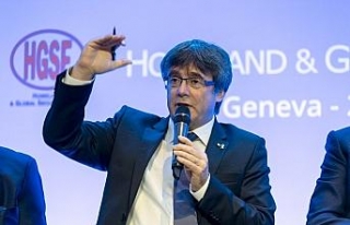 Katalan lider Puigdemont yeni parti kurdu