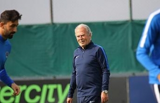 Mustafa Denizli oyuncularının isteğinden çok memnun