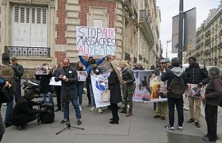 Paris’te ’Kaşıkçı’ protestosu