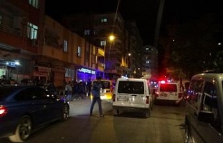 Suriyeli iki grup arasında bıçaklı kavga: 1 ölü,...