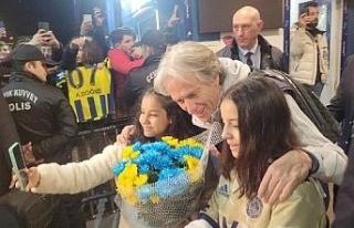 Minik taraftarlardan Jorge Jesus'a Trabzon'da...