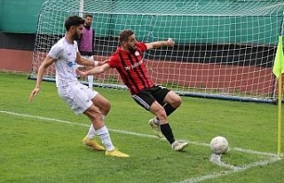 Karbel Karaköprüspor - Yomra spor: 1-1