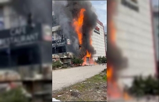 Ankara'da AVM'de yangın paniği
