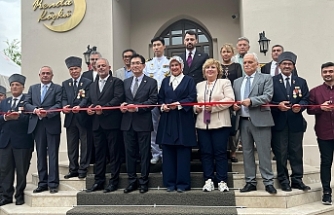 ANKARA'da belgesel yapımcısı ve Kore Savaşı İyi Niyet Elçisi Sacit Altun'un katkısıyla hazırlanan 'Kore Savaşı Hafızası Sergisi' açıldı.