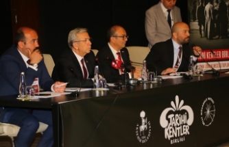 Mansur Yavaş: Yerel yöneticiler ecdat mirasının sorumluluğunu unutmamalı