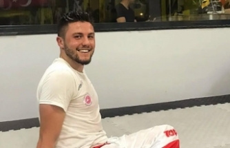 Kick boks antrenörü motokurye, kazada hayatını kaybetti