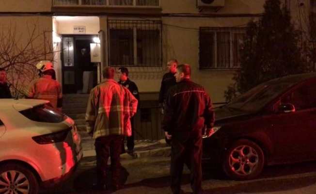 İzmir’de bir apartmanda patlama meydana geldi