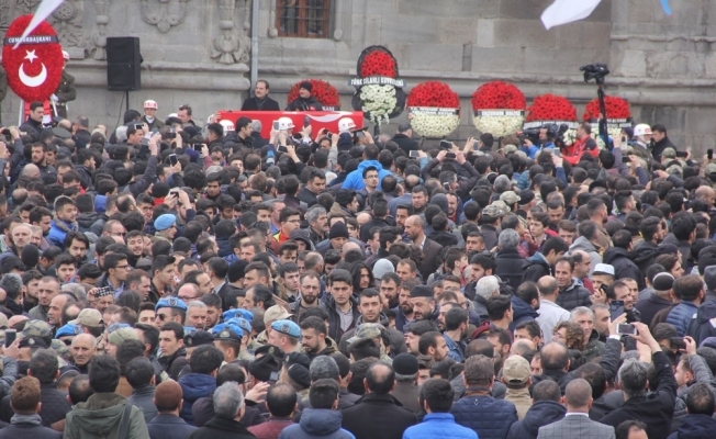 Erdoğan şehit teğmenin cenaze törenine katıldı