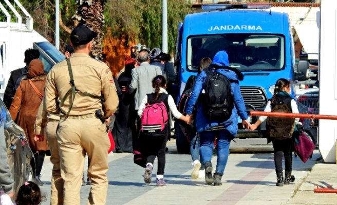 Çeşme’de 92 kaçak göçmen yakalandı