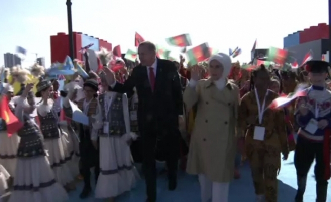 Cumhurbaşkanı Erdoğan, ’Dünya Çocukları’nı kabul ediyor