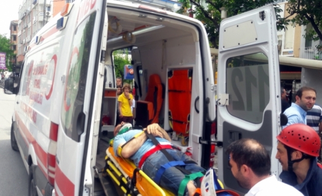 Bakırköy’de asansör kazası: 4 işçi yaralandı