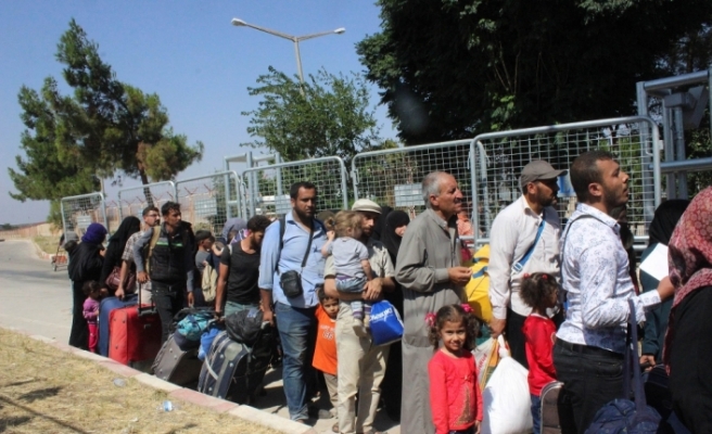 37 bin Suriyeli Türkiye’ye dönüş yaptı