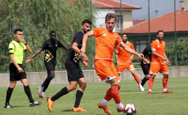 Adanaspor, Osmanlıspor’la 0-0 berabere kaldı