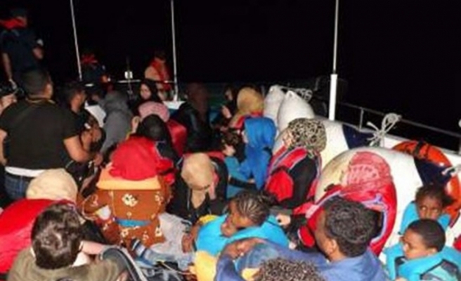 Çeşme’de 49 kaçak göçmen yakalandı