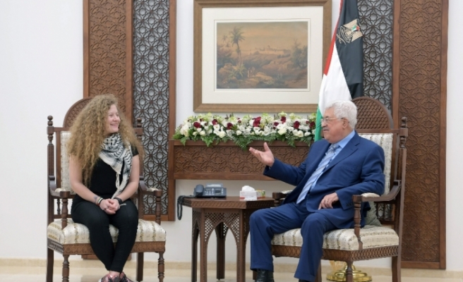 Filistinli cesur kız Tamimi, Mahmud Abbas ile görüştü