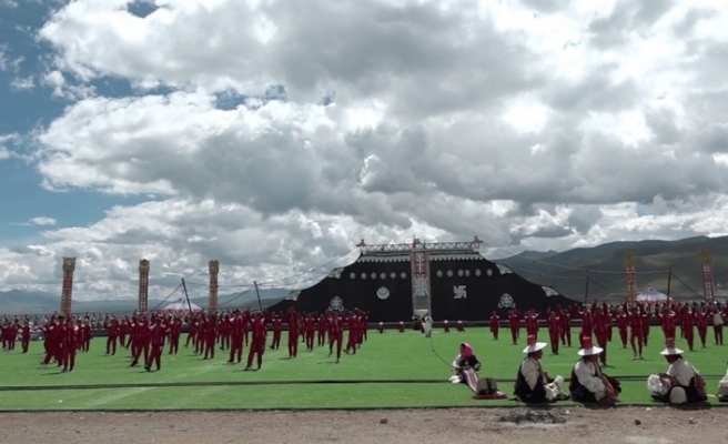 Dragjiren At Yarışı Festivali Tibet’te başladı