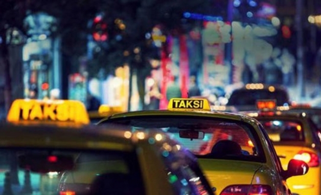 Bakanlık, yolcuyu mağdur eden taksici sorununa el koydu