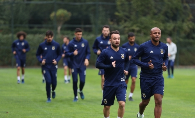 Fenerbahçe’de Sivasspor maçı hazırlıkları sürüyor