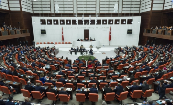 Yeni sistemin ilk bütçe tasarısı sunuldu