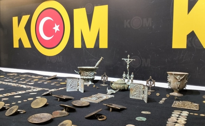 Ankara'da 1624 sikke ve 126 tarihi obje ele geçirildi