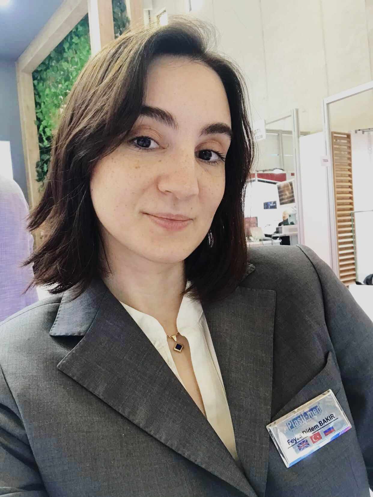 Feyza Didem Bakır yazar fotoğrafı