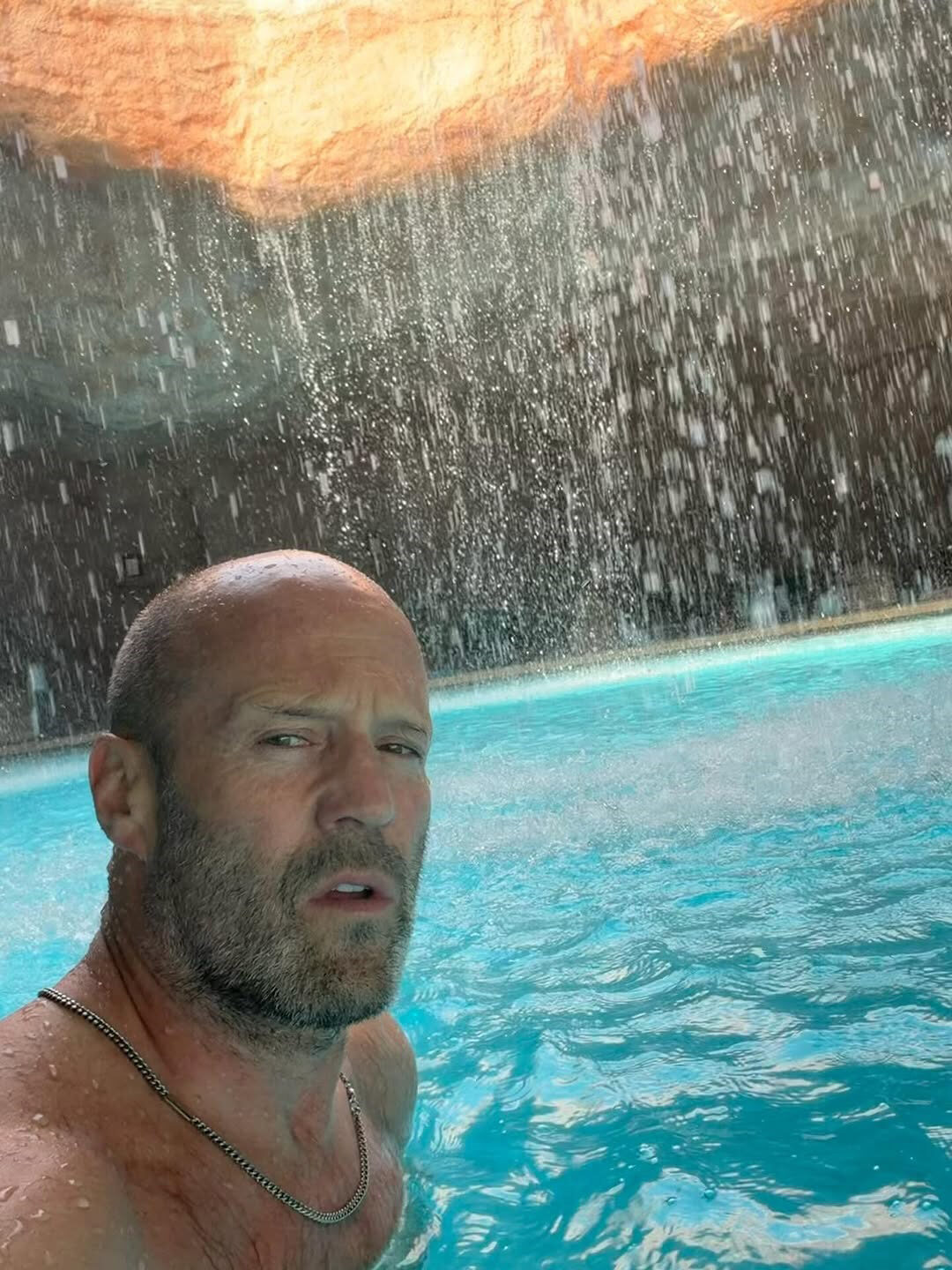 Namık Kemal KILINÇ/SERİK, (Antalya), – İNGİLİZ oyuncu Jason Statham, Antalya’nın