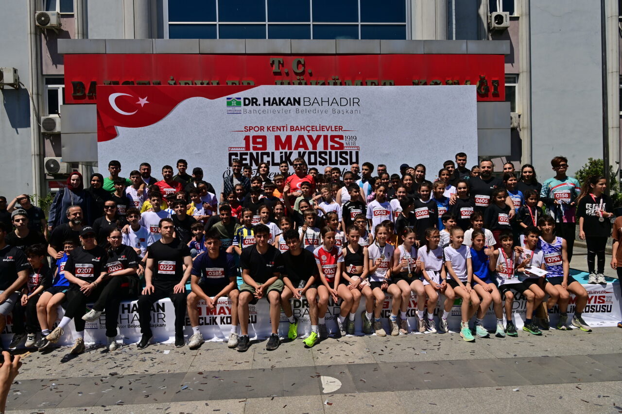 İSTANBUL, – BAHÇELİEVLER Belediyesi, 19 Mayıs Atatürk’ü Anma, Gençlik ve