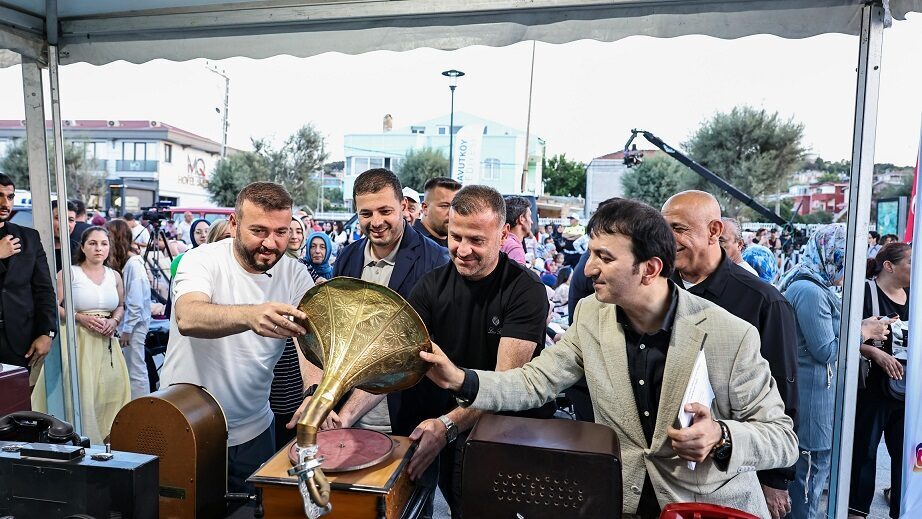 İSTANBUL, – ARNAVUTKÖY Belediyesi tarafından düzenlenen Arnavutköy Radyo Festivali, Karaburun
