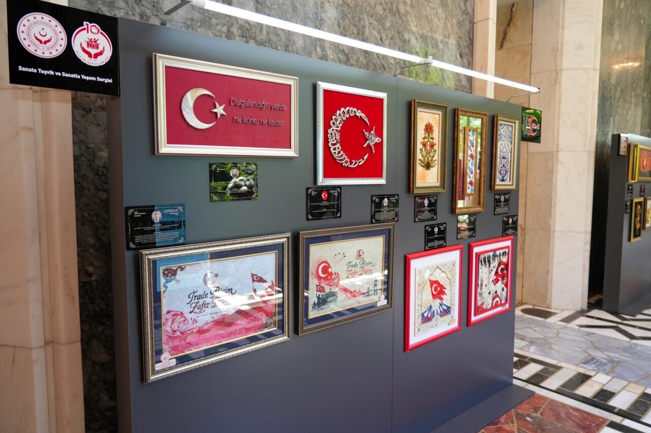 İSTANBUL, – ERDEMİR’in, Aile ve Sosyal Hizmetler Bakanlığı Şehit Yakınları