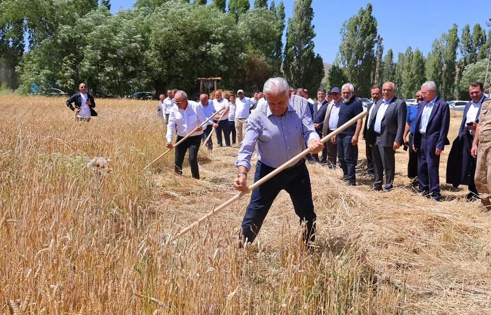 Murat SÖYLEMEZ/BAYBURT, – BAYBURT’ta Kenan Yavuz Etnografya Müzesi’nde düzenlenen geleneksel