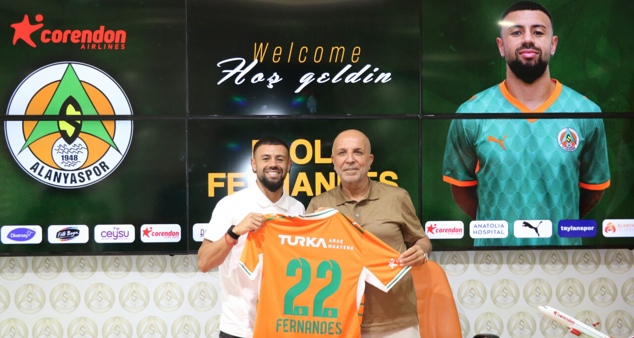 Erkan UYSAL/ALANYA (Antalya), – CORENDON Alanyaspor, Yunanistan Ligi takımlarından AEK’da