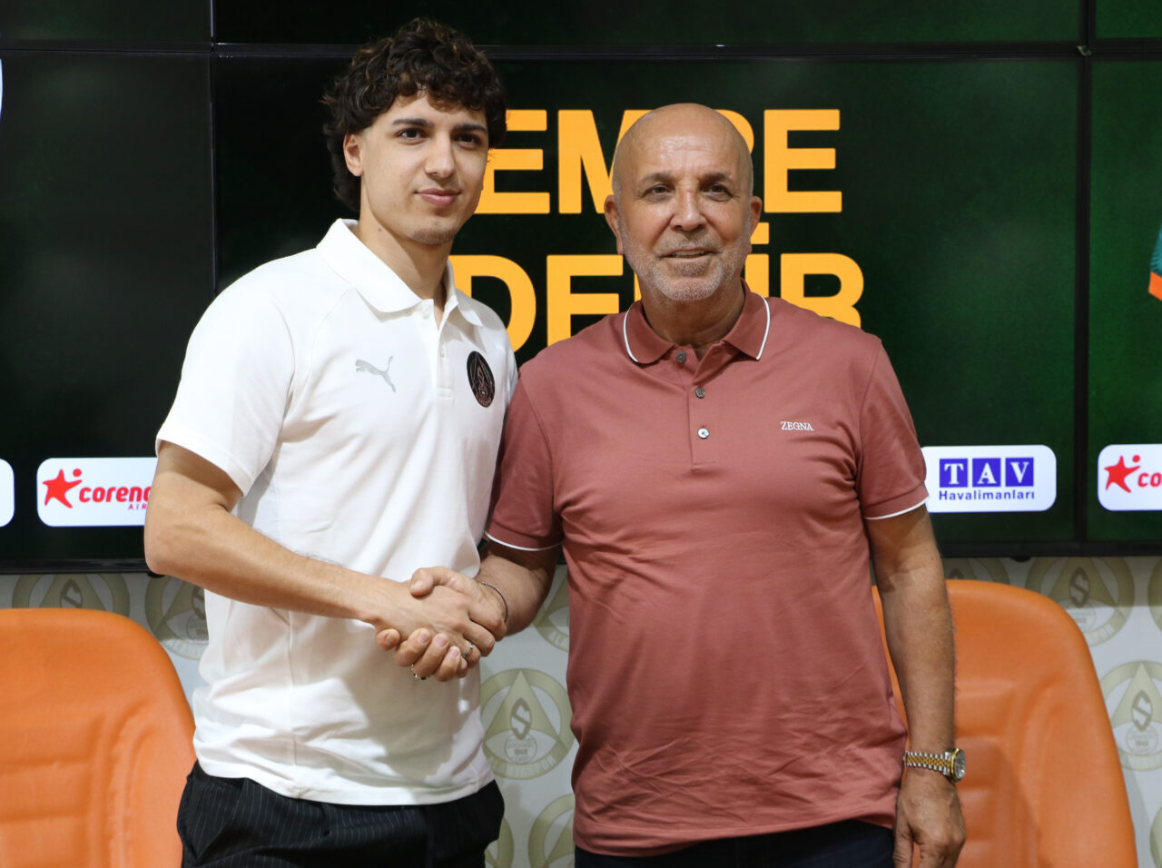 Erkan UYSAL/ALANYA (Antalya), – CORENDON Alanyaspor, Fenerbahçe’den transfer ettiği 22