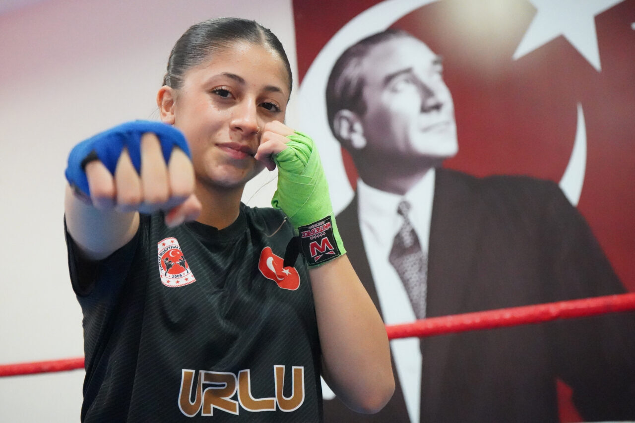 Aysu DURSUN/ANTALYA, – ANTALYA’da yaşayan muay thai sporcusu Ecrin Berfin