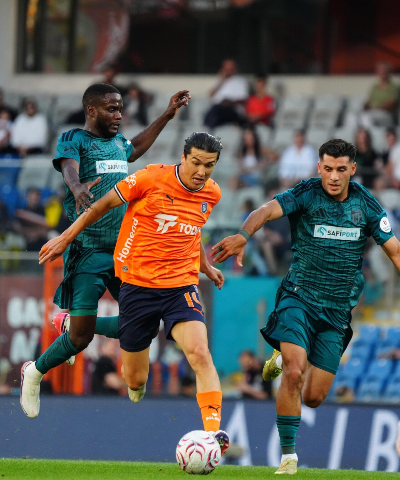 Beyza Betül CİHAN / İSTANBUL, – İSTANBUL Başakşehir, Süper Lig’in