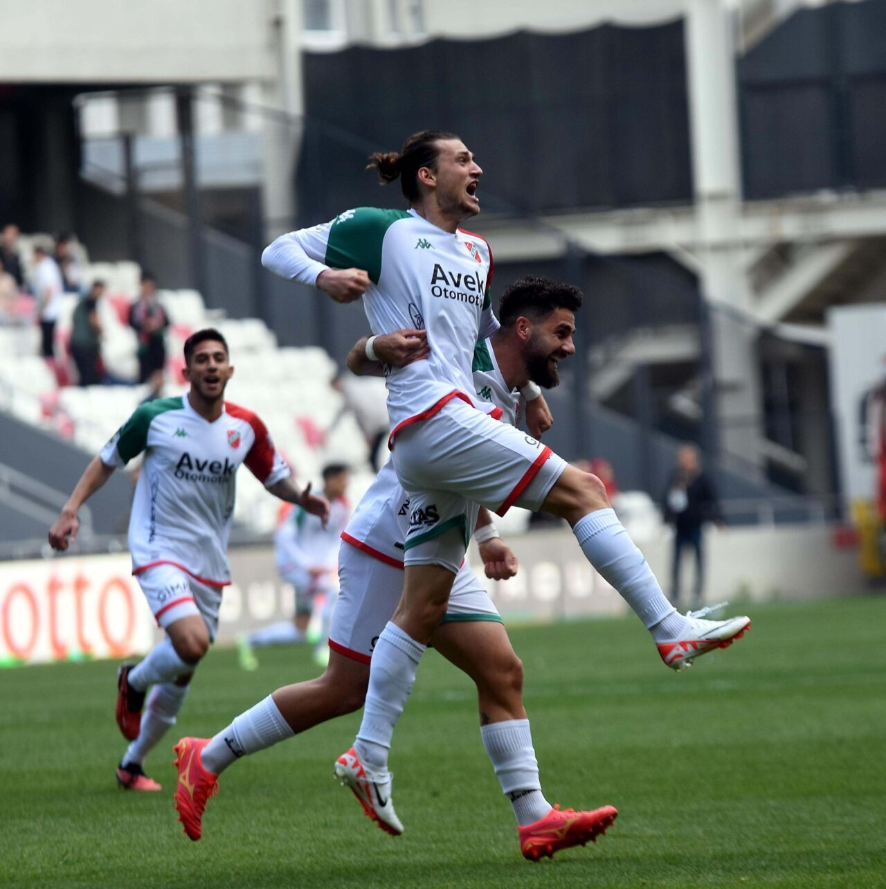 İZMİR, – TFF 3’üncü Lig 2’nci Grup’ta sezona iki hafta