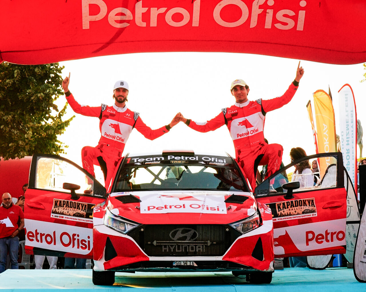 NEVŞEHİR, – TEAM Petrol Ofisi pilotları Kerem Kazaz ve Corentin