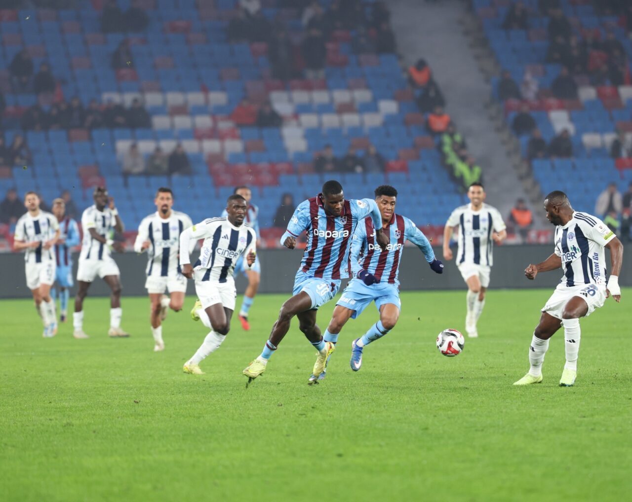 Nurgül GÜNAYDIN / TRABZON, – TRABZONSPOR ile Kasımpaşa Süper Lig’in