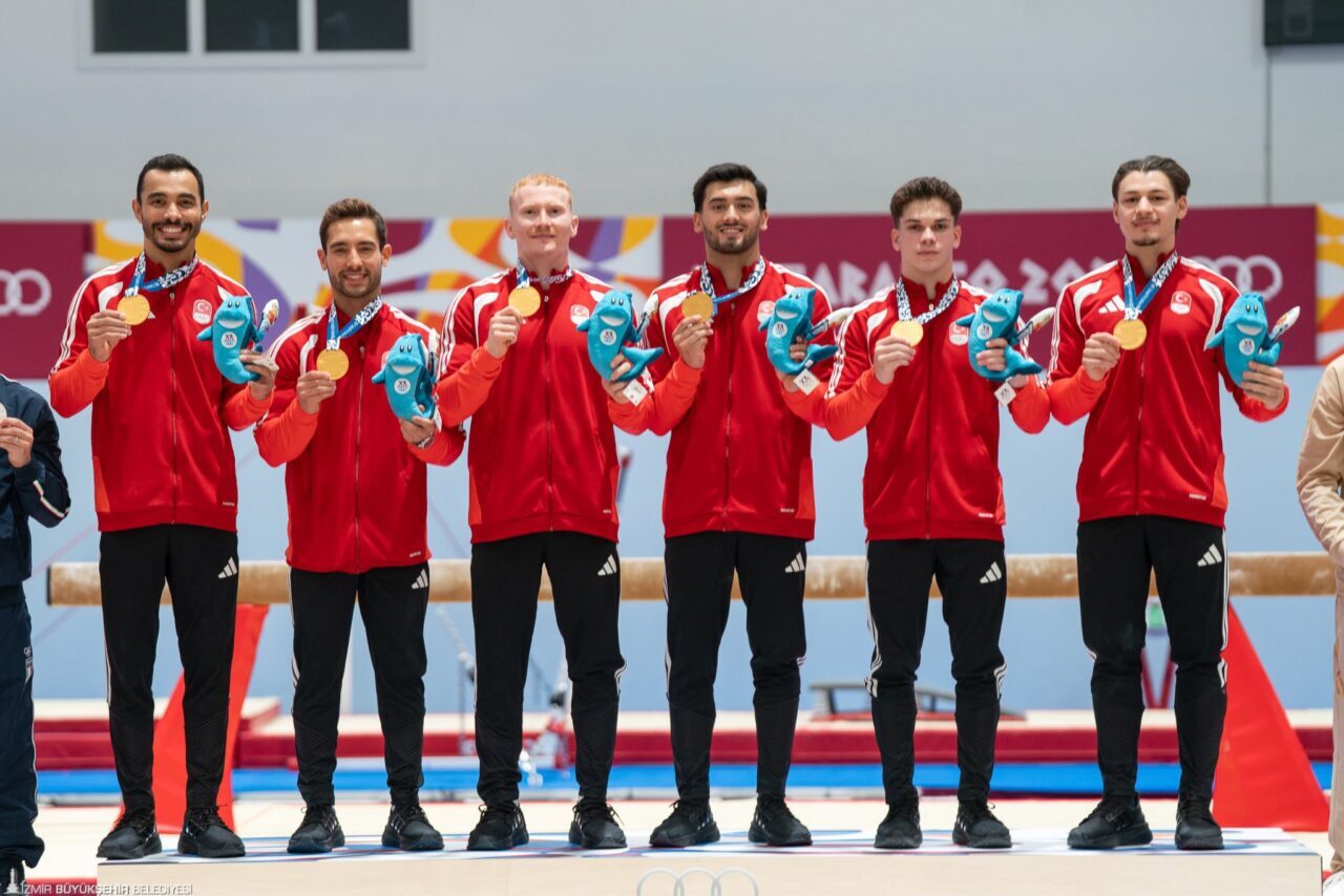 İZMİR, -İTALYA’da devam eden 20’nci Akdeniz Oyunları’nda İzmirli milli sporcular