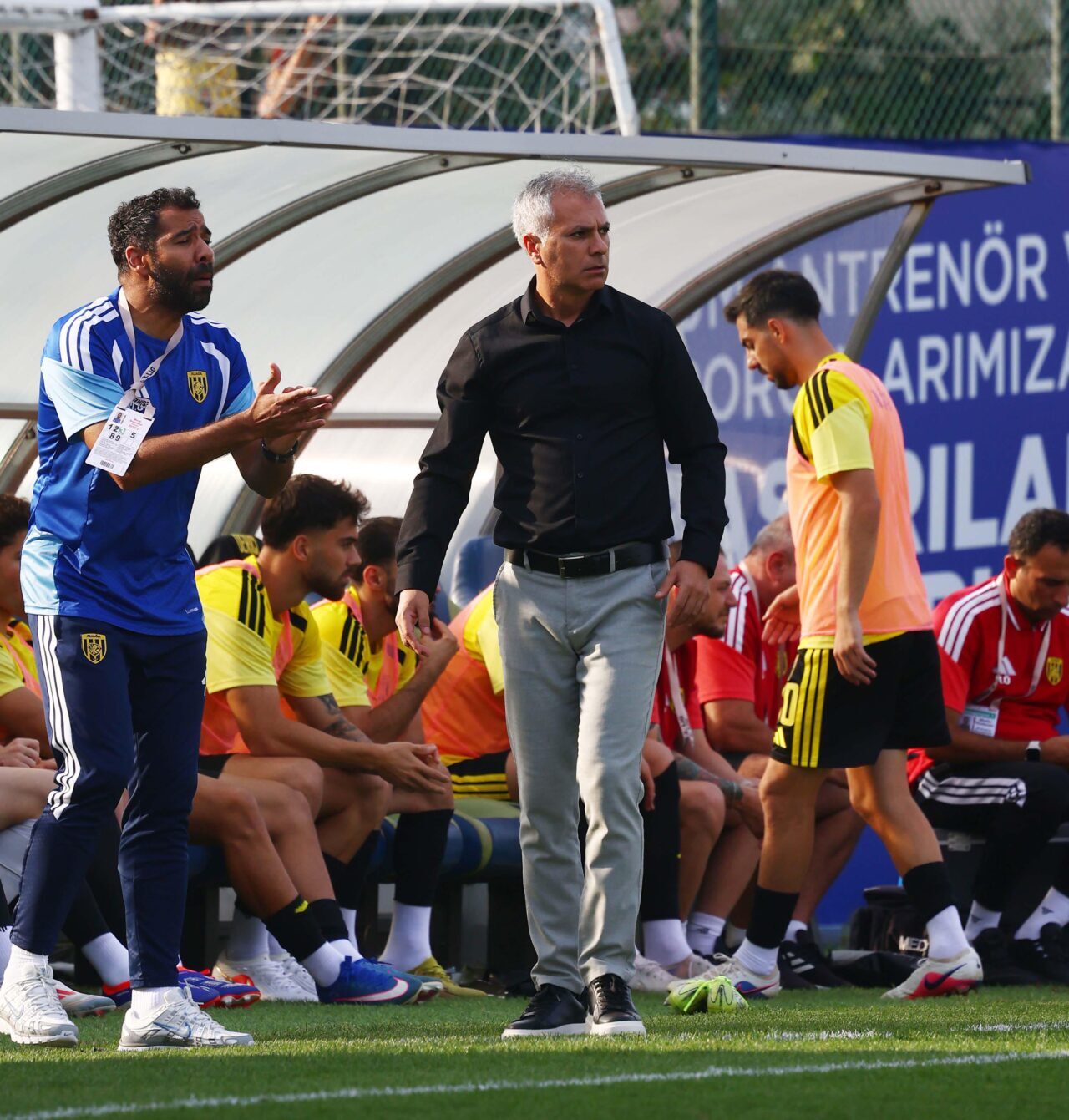 İZMİR, – 2’nci Lig Beyaz Grup’ta yenilenen kadrosuyla sezonun ilk